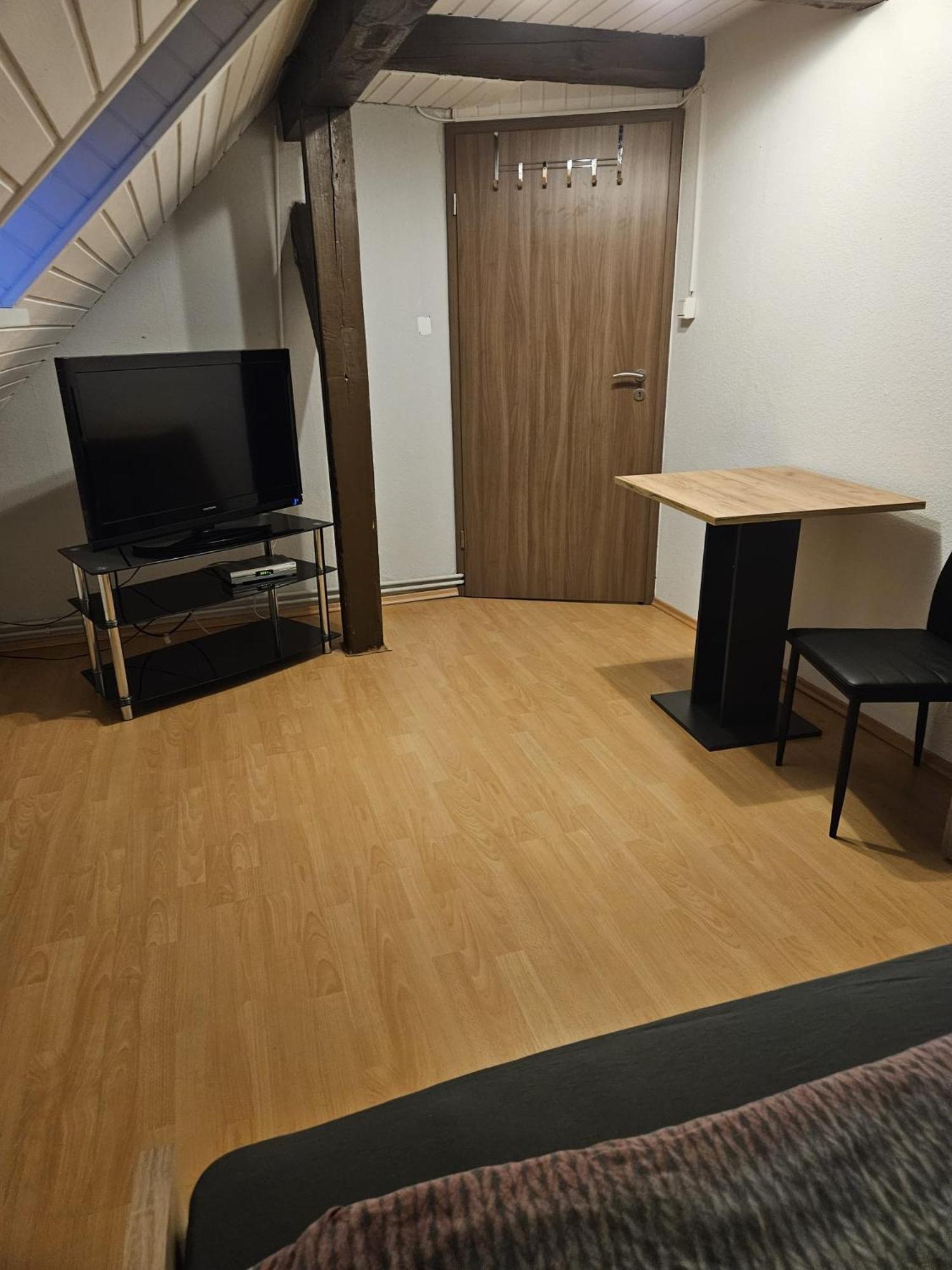Monteurzimmer Und Pension - Ampfurth أوشرسليبين المظهر الخارجي الصورة